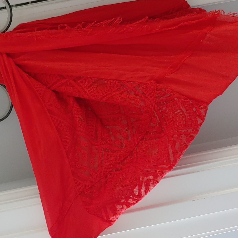 Scarves! - Picture 2 of 3